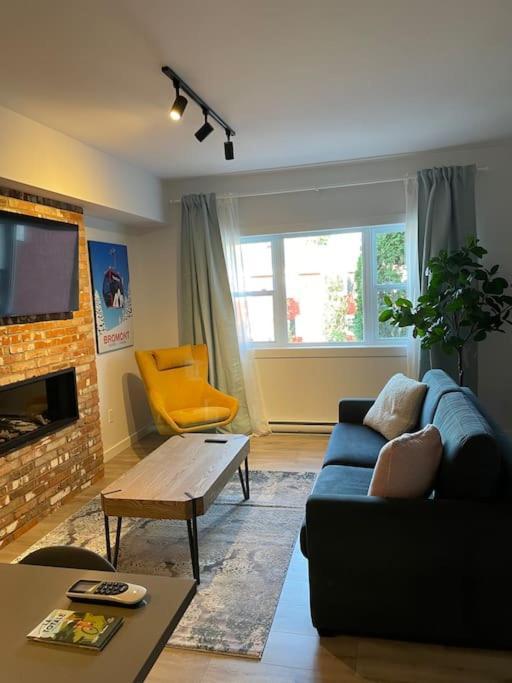 871 Shefford Suite 207 3Chambres ブロモン エクステリア 写真